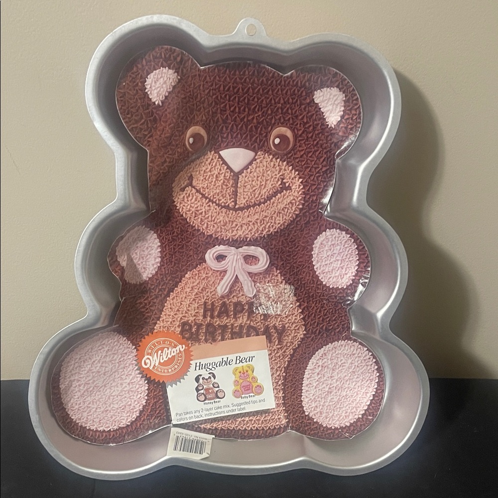 Vintage Wilton 1982 HUGGABLE BEAR Cake Pan
